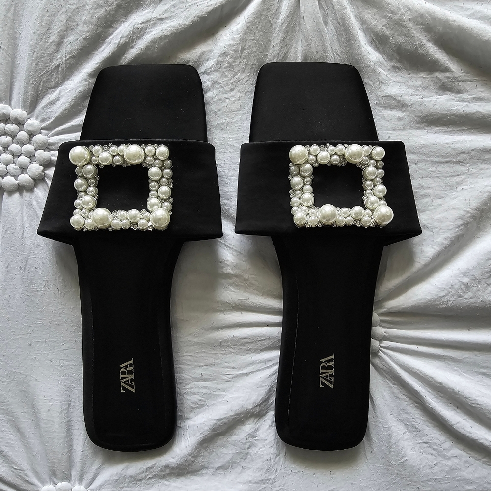 ZARA Black Sandals with Pealrs